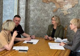Нардеп Максим Гузенко: «Важливо повернути людям не лише зруйновані домівки, а й віру в справедливість» Нардеп Максим Гузенко: «Важливо повернути людям не лише зруйновані домівки, а й віру в справедливість»