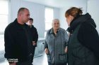 40 родин уже мешкають, ще 127 чекають на поселення: Артем Кобзар відвідав модульне містечко для переселенців у Сумах